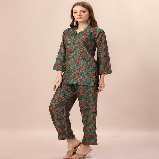 

Женский этнический комплект из двух предметов с цветочным принтом XXL