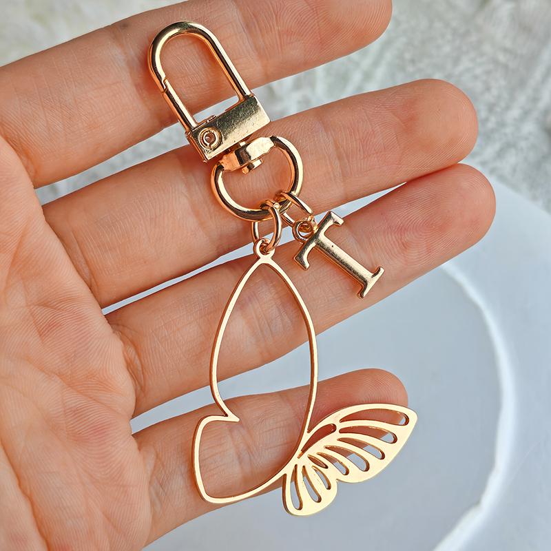 1PC Alphabet Luxury A-Z Fashionable Keychain Vintage Alloy Artistic Gold Hollow Butterfly Elegant