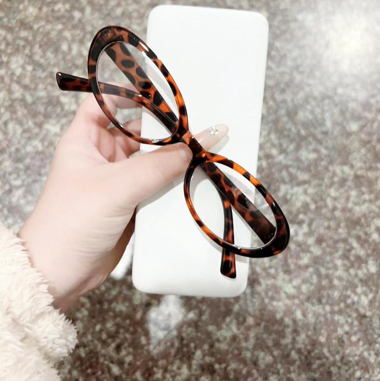 

2024 Retro Oval Glasses Frame for Women Y2K Ins No Makeup Plain Glasses Men Girls Eyewear Cute Decorative Computer Glasses One Size разноцветный