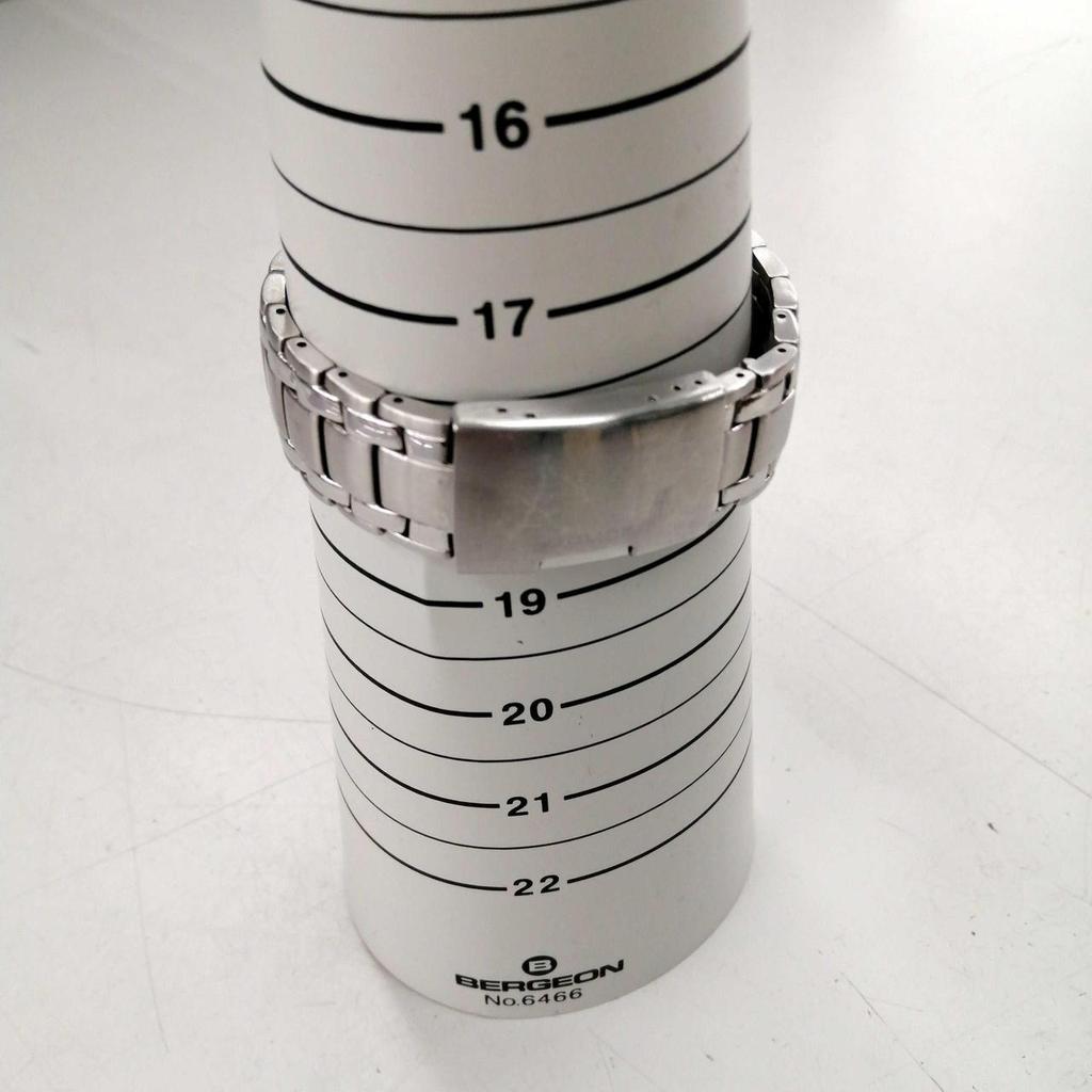 Used POLICE 11220M POLICE Quartz Watch