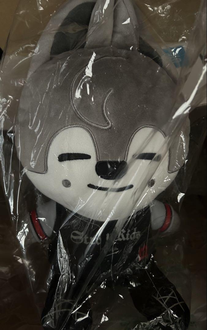 

[Б/У] Мягкая игрушка Stray Kids Волк Чан