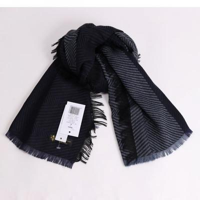 Accessoires – Schals & Tücher