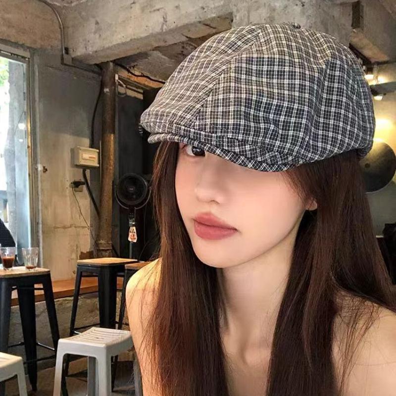 Retro Japanese Color Matching Plaid Forward Hats for Women Spring and Summer Travel Sunscreen Versatile Casual Literary Berets