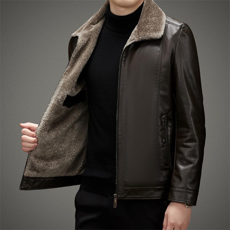 Dad, good leather jacket, real winter velvet, large size leather jacket, fur, middle-aged and elderly Haining integrated package plus men's coat.