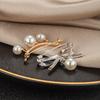 Fashion Imitation Pearl Pendant Brooches Anti-Light Exposed Clothing Safety Pin For Women Sweater Cardigan Decor