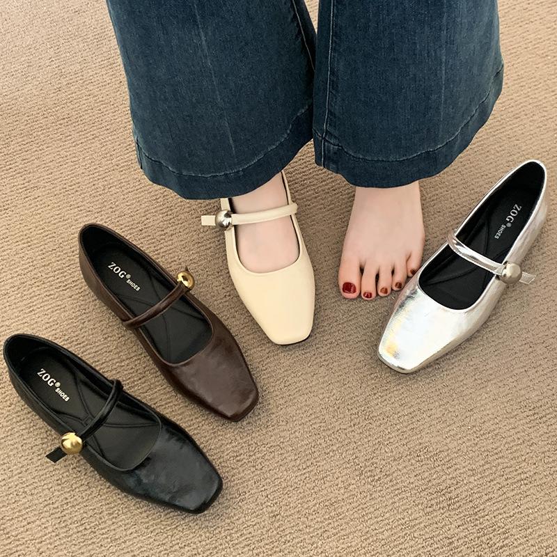 Black single shoes women's 2025 new spring and summer low-heeled flat-soled small leather shoes French Mary Jane women's shoes with skirts