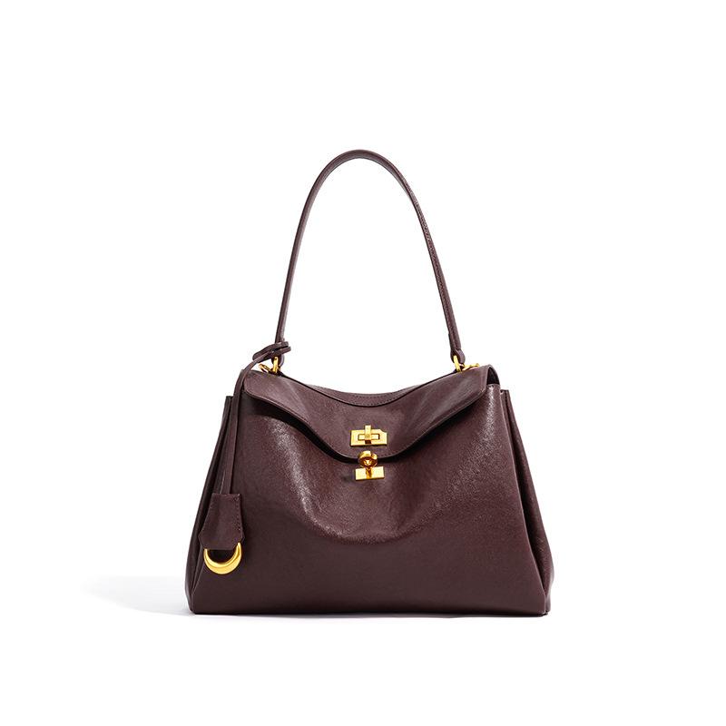 New cowhide large-capacity versatile handbag niche casual leather women s high-end shoulder armpit bag 14597₽