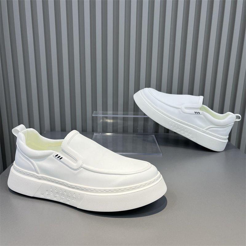 Fashion Summer New Men Ice Slip-On Casual Shoes Loafers Ultra-light Breathable Man Canvas Shoes Fashion Low-top Sneakers Footwear Hombre