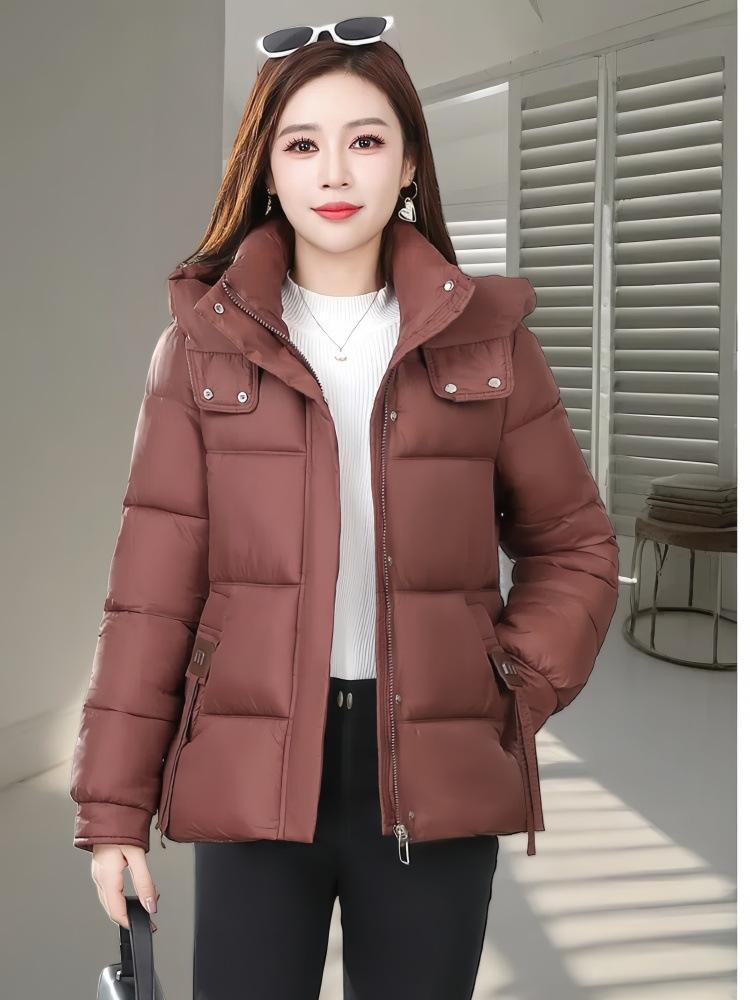 

Пуховая одежда женская короткая модель новая хлебная одежда свободные куртки с капюшоном на хлопковой подкладке XXL (140-80 kg)