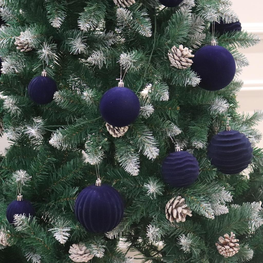 3,1 Zoll Samt Weihnachtskugeln Beflockter Weihnachtsbaum 12 Stück Plastikkugeln Weihnachtsbaumschmuck Dekoration