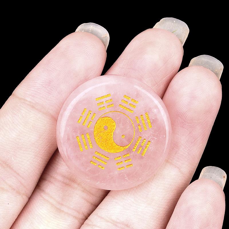 25mm Eight Diagram Yin Yang Taichi Engraved Round Stone Natural Healing Crystal Amethyst Rose Quartz Home Decor Craft Ornament