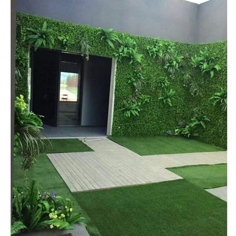 Artificial Green Wall with Roses for Indoor/Outdoor Decor