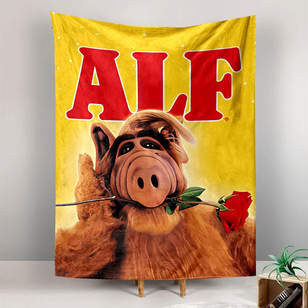 ALF TV Show Poster Tapestry Wall Hanging, Funny Alien Puppet Sitcom Art, Retro Wall Decor for Bedroom Living Room Dorm