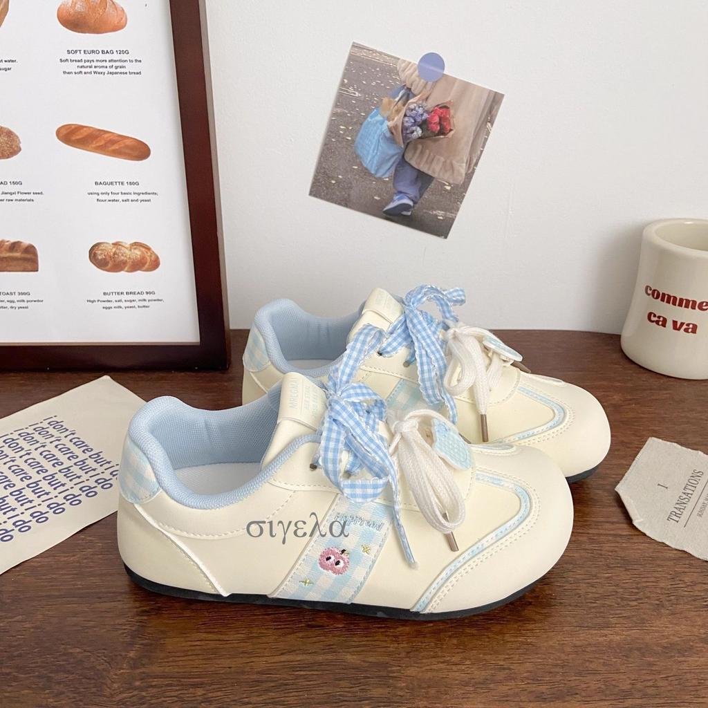Dopamine Girls Niche Casual Board Shoes Women's New Cartoon Cute Campus Flat Comfortable Moral Training Shoes