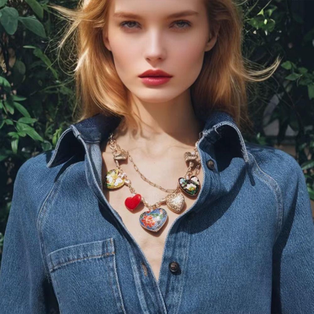 Heart-shaped Double Layer Necklace Flower Clavicle Chain Big Heart Pendant Necklace  Vacation