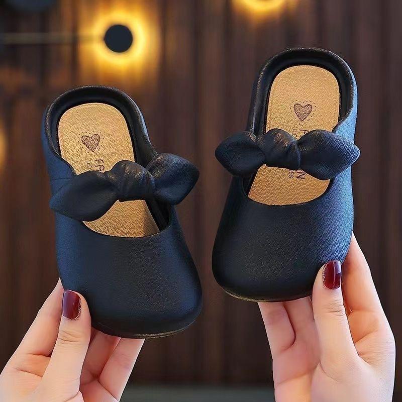 

Летние тапочки Детские шлепанцы, Прохладные тапочки в форме бантика, Милая обувь для девочек 24-25 чёрный