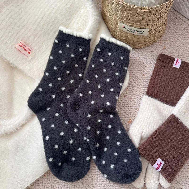 Fashion Autumn Winter Warm Thick Floor Socks with Velvet Dots Australian Fleece Home Cute Confinement Socks Versatile Floor Sox