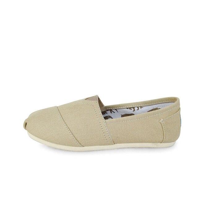 Scarpe di tela comode classiche unisex Primavera ed estate Scarpe basse casual traspiranti di alta qualità Scarpe di tela da uomo