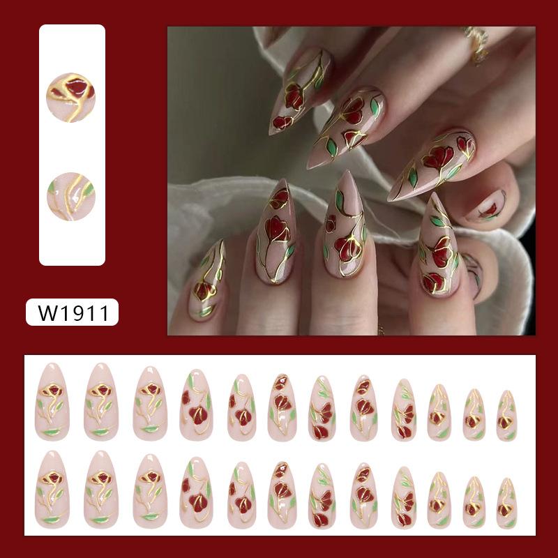 

Retro gilt three-dimensional flower white retro European and American ins wind fake nail patch removable nail art piece 24 pieces