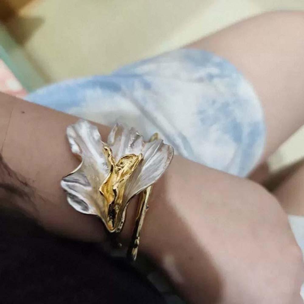 Openable Tulip Bangle Exaggerated Metal Flower Bracelet Classical Golden and White Bangle Girls