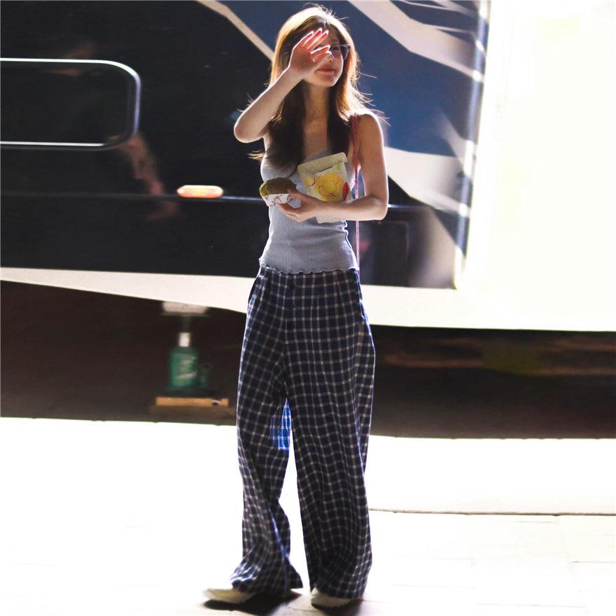 

Star Otaku Plaid High-Waisted Wide-Leg Pants - Casual, Loose, Floor-Length Style for Women S (recommended 40-48kg)