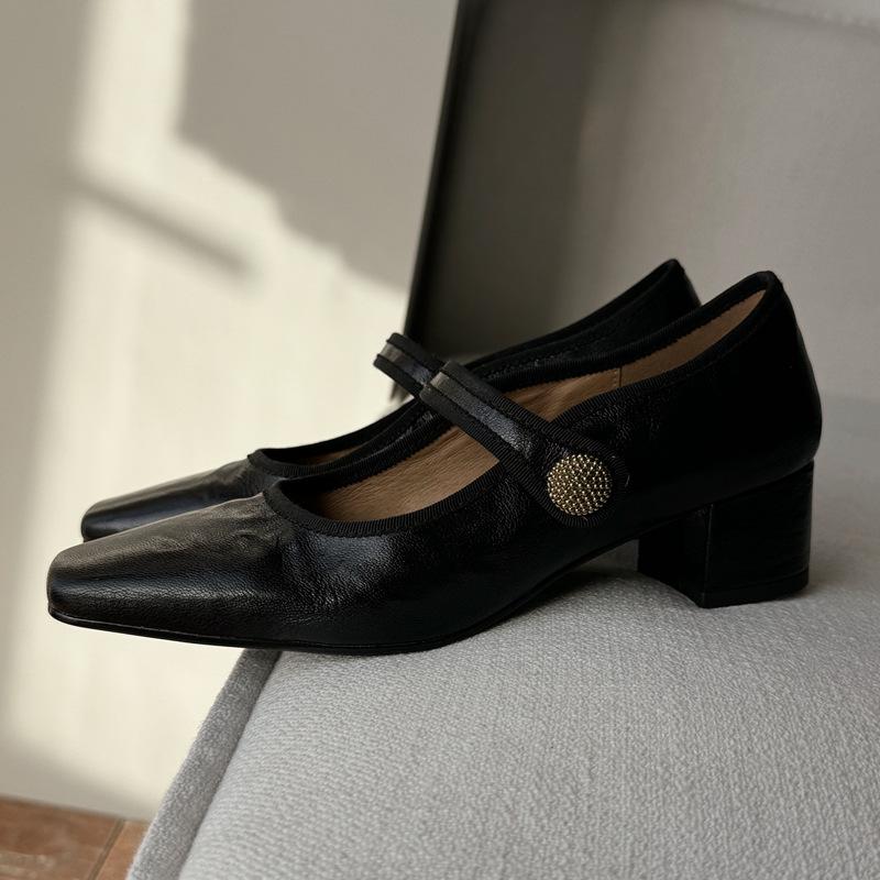 

Sheepskin version~ French Mary Jane shoes women s 2025 spring retro style shallow mouth one word with single shoes thick heel single shoes 34