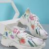 Atmungsaktive Sportschuhe für Damen in Übergröße, Flyknit Mesh, lässiger Einzelschuh, Blumendruck, farbige Vorderseite, Schnürung, flache Sohle, Sneaker, 35–43