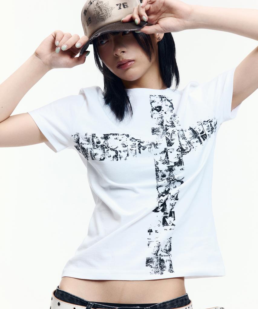 AAKAM Mosaic Cross Half Top (White)