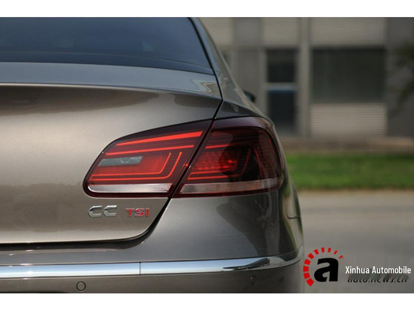 

Compatible Volkswagen CC Rear LED Taillight Assembly, 13-17 Models Co-driver, flat light (inner side)