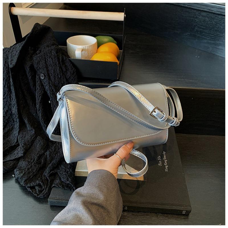 Stylish and simple small square bag women's new high-end retro solid color versatile shoulder messenger handbag