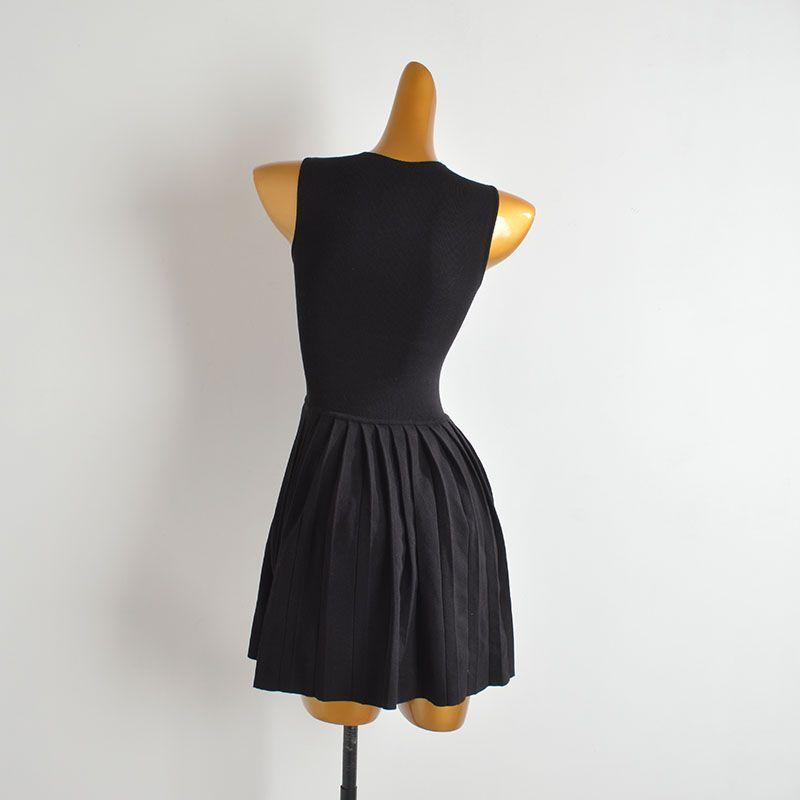 Simple Solid Sleeveless Knitted dress Women clothes Summer New Waist Hugging Slimming Short A- line Skirt