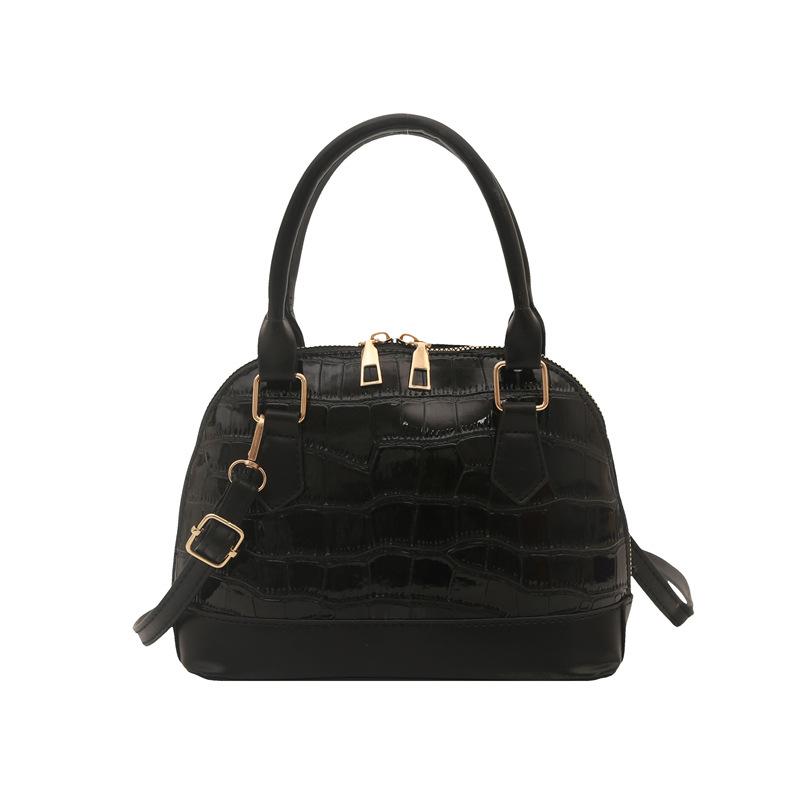 Trendy textured women s bag, new crocodile pattern shell versatile shoulder underarm bag, women s hand bag чёрный