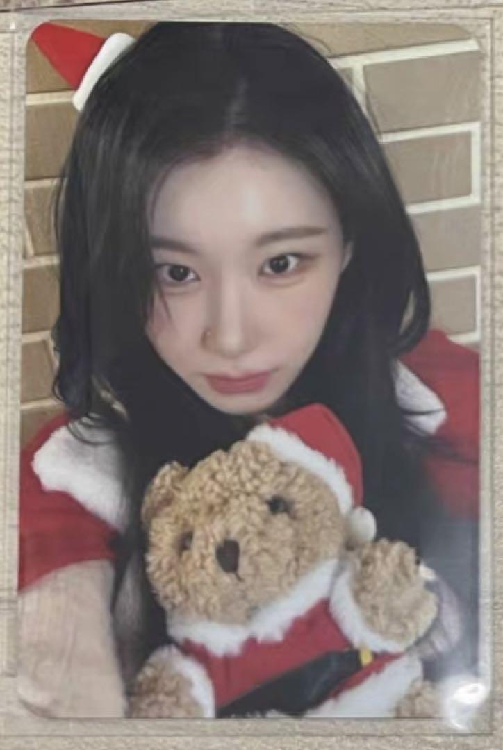 

[USED] itzy GOLD makestar Christmas bonus trading card Chaeryeong