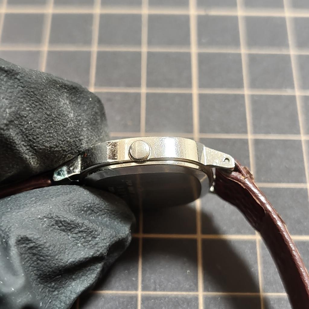 SEIKO Quartz Wristwatch 2320-5660 K26