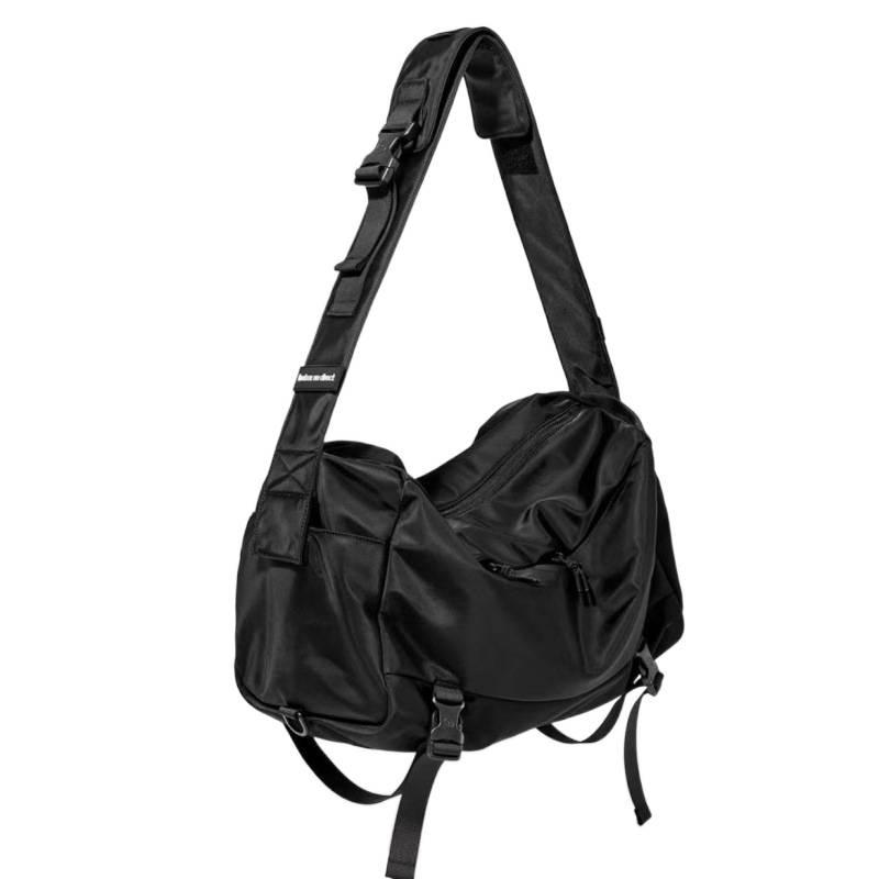 Japanische Große Kapazität Herren Umhänge-Sporttasche - Trendiger Funktioneller Rucksack im Workwear-Stil