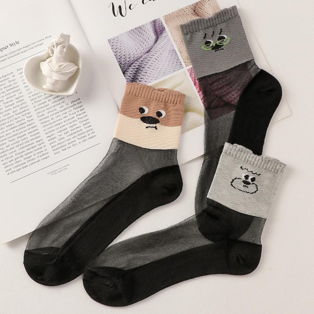 5 Pairs of Ultra-thin Socks with Cotton Soles and Silk Surfaces. The Cuffs Are Loose in Winter To Prevent Fraying. Cartoon Design.