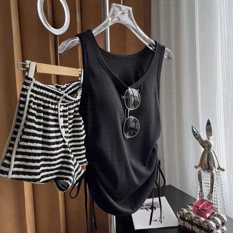 Plus Size Women s Modal Camisole with Built-in Bra - Slim-Fit Sleeveless Top for Spring/Summer M [80-100 lbs]