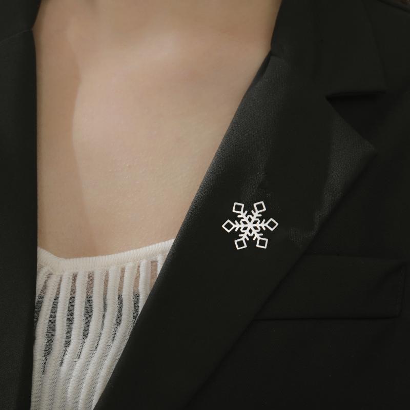 Crown Bee Butterfly Snowflake Lapel Pins Women'S Brooch Gold Color Suit Collar Badges On Backpack Stainless Steel Jewelry