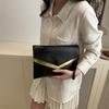 2025 trend large capacity casual retro new personality spring new fashion simple envelope clutch woman