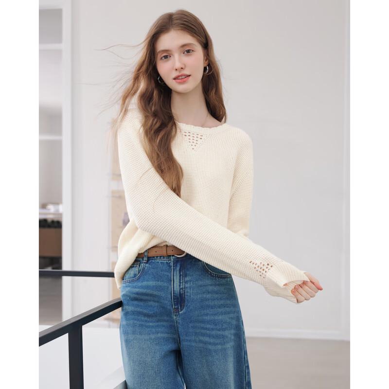 Women's Hollow-Out Long Sleeve Knit Top
