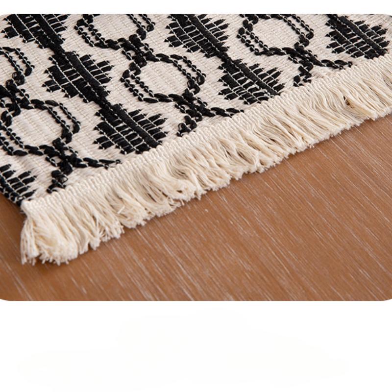 Látkové prostíráníTkané prostíráníStřapcové izolované prostíráníDvoubarevné patchworkové západní prostírání