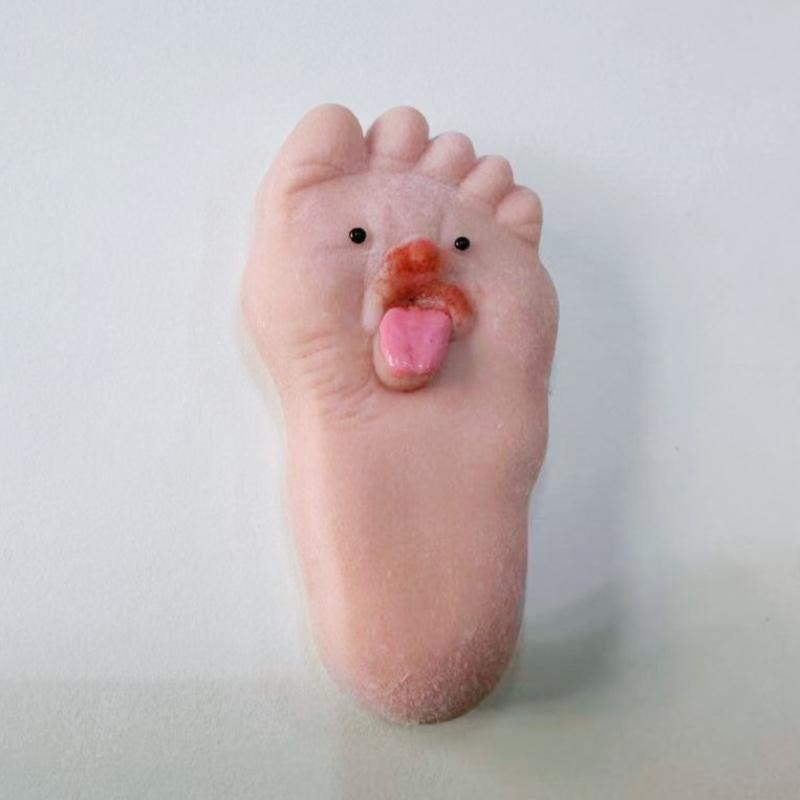 

Funny Tongue Sticking Big Feet Squeeze Toys Novel Soft Silicone Fidget Toy Soft Slow Rebound Fun Expression Toy Weird Gifts