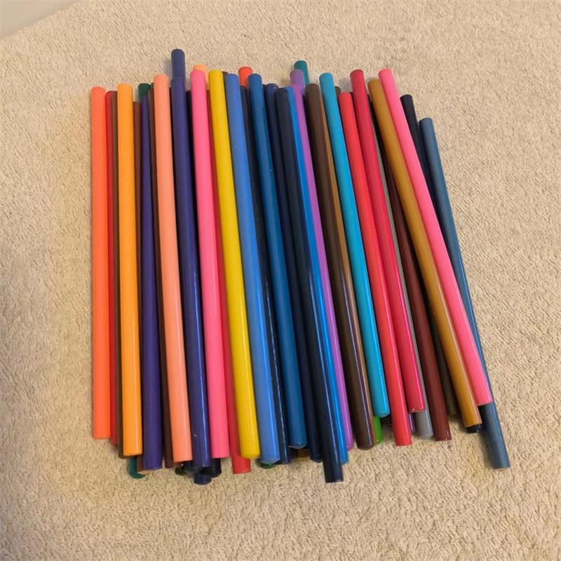 100 Oil-Based Colored Pencils with Minor Defects for Drawing and Coloring