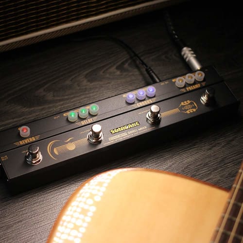 SONICAKE Delay, Reverb, Chorus, and Preamp Multi-Effects for Acoustic Guitar - Sonic Wood