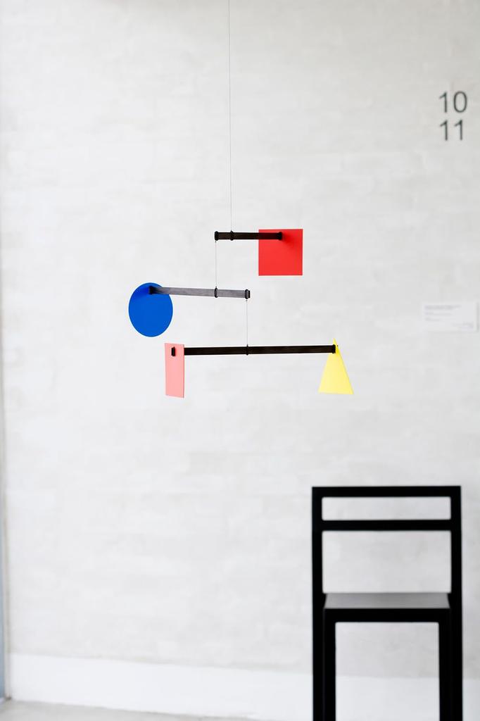 Importowany Frenstead Mobile Mobile Interior Ornament Skandynawska dekoracja artystyczna Bauhaus FSM130115 W zestawie pudełko na kosmetyki dla dzieci Różne prezenty