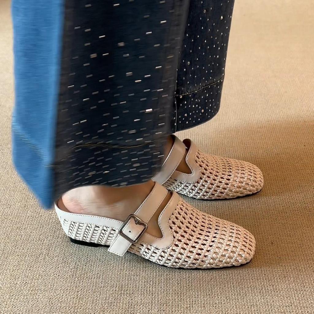 Lan Cabinet 2025 Summer New Holiday Wind Woven Wedge Heel Muller Shoes Belt Buckle Breathable Bag Head Outer Slippers