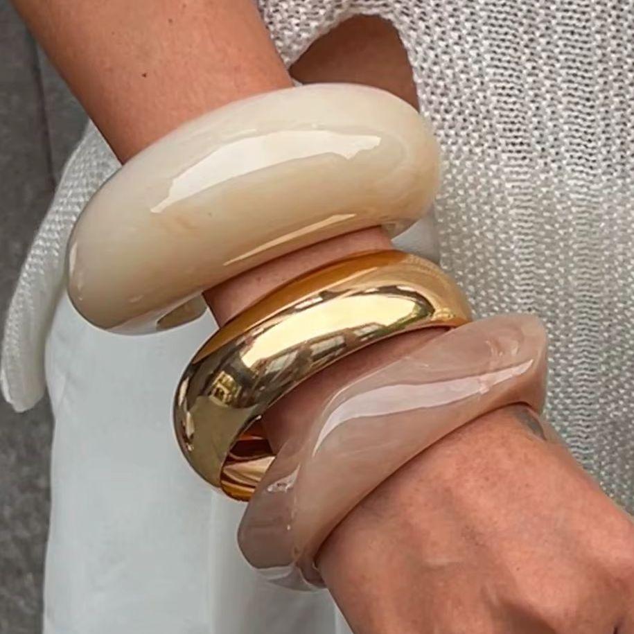 Ingemark 3 Styles Hyperbole Resin Stacking Chunky Bangles Women Vintage Irregular Geometric Glossy Bracelets Hand Jewelry Gift