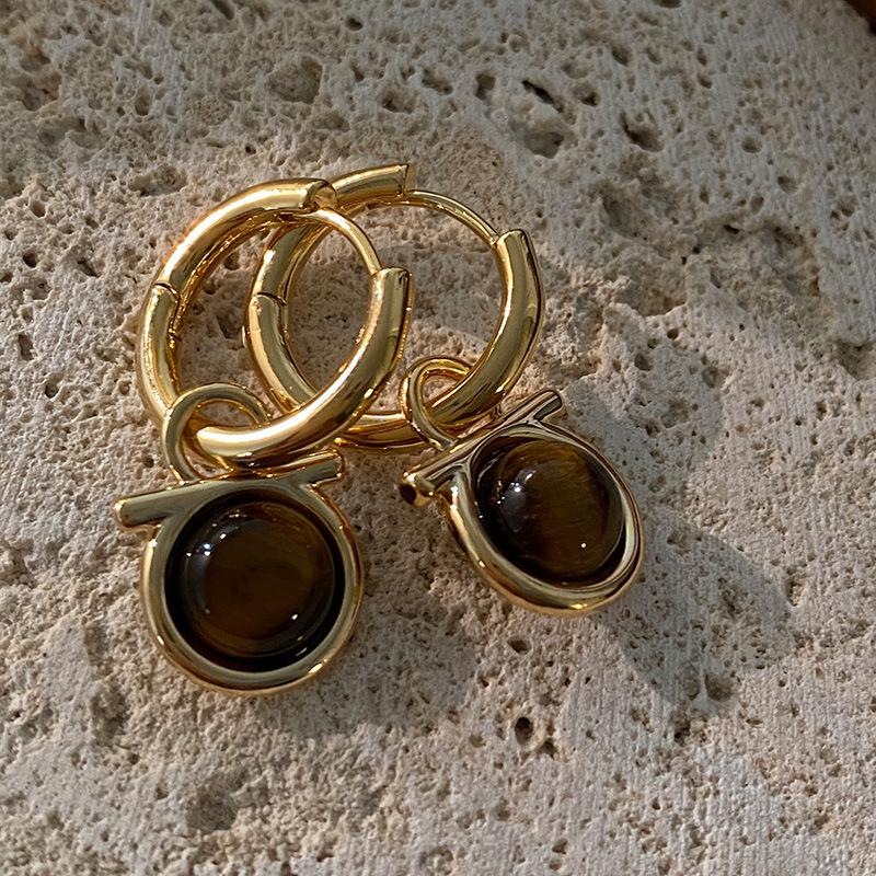 Geometriske ovale øredobber med stift, vridd kantdesign, premium følelse øredobber, middelalderske vintage franske retro øredobber