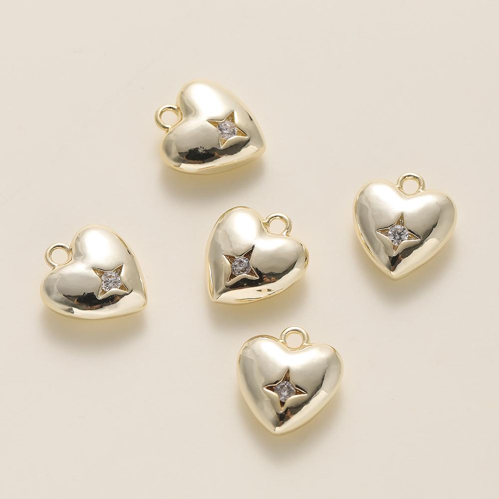 2 Stück/Packung 14/18K Goldfarbe Beschichtete Herzform Anhänger mit Zirkon für Halsketten Armbänder Schmuckherstellung Zubehör