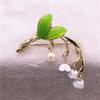 Fashionable Leaf Drop Oil Brooch Flower Pearl Pin Brooch